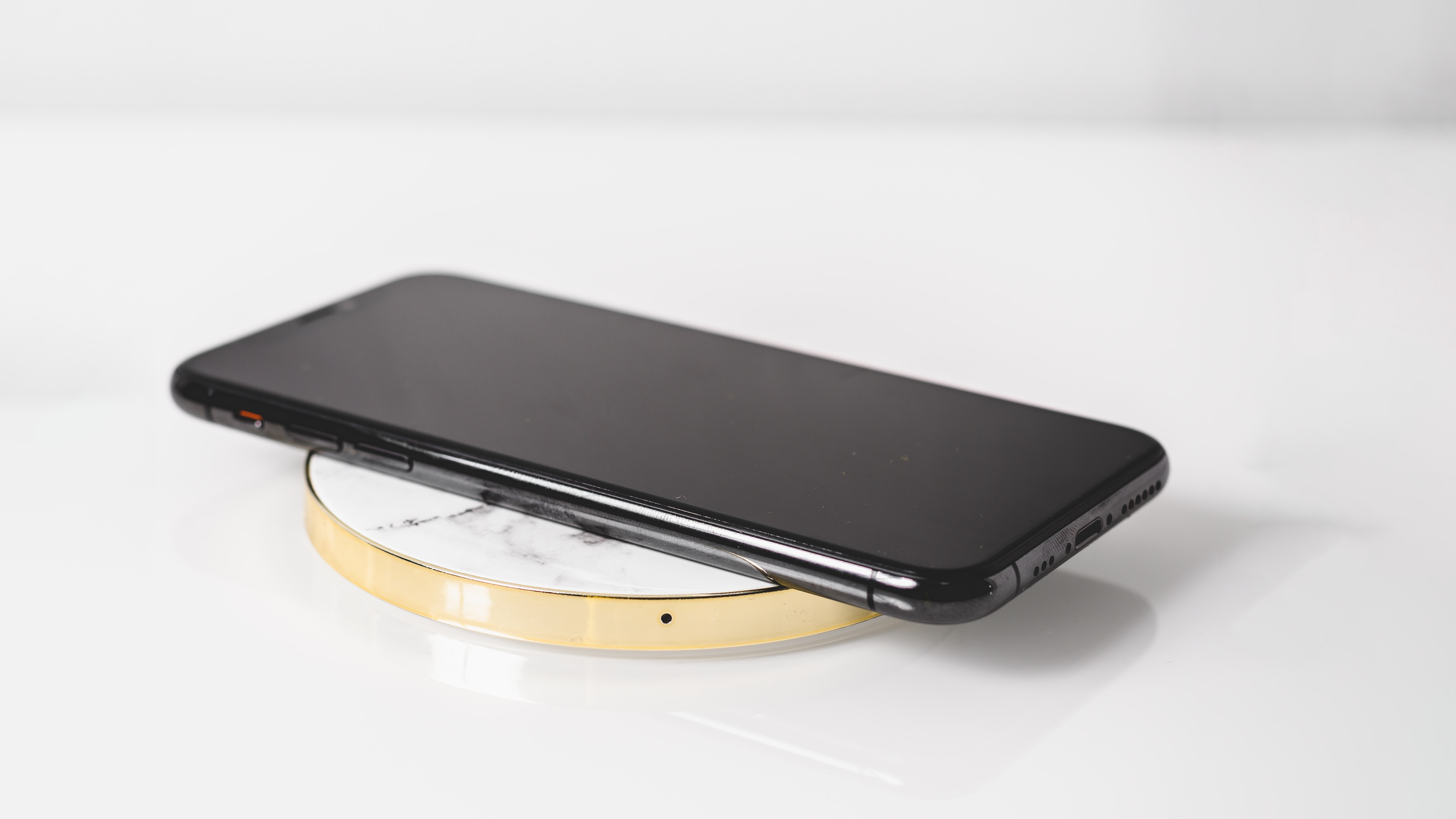 movil smartphone carga inalambrica sin cables batería
